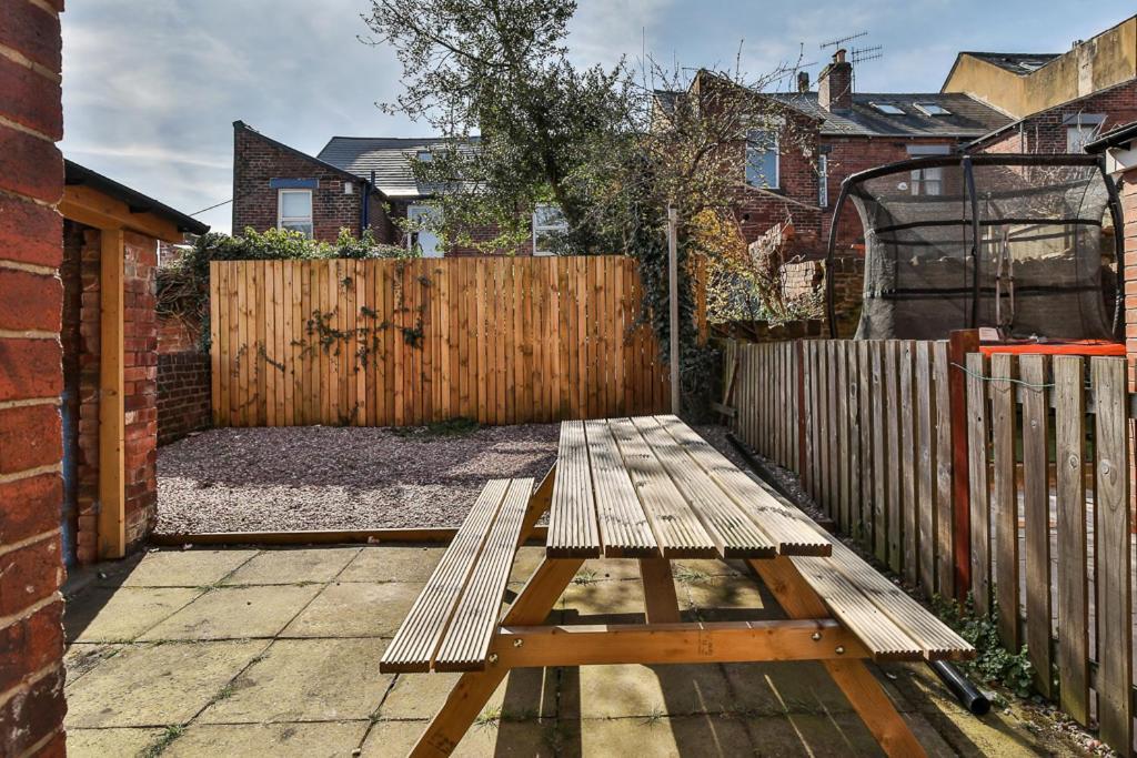 Refurbished Central Premium Property シェフィールド エクステリア 写真